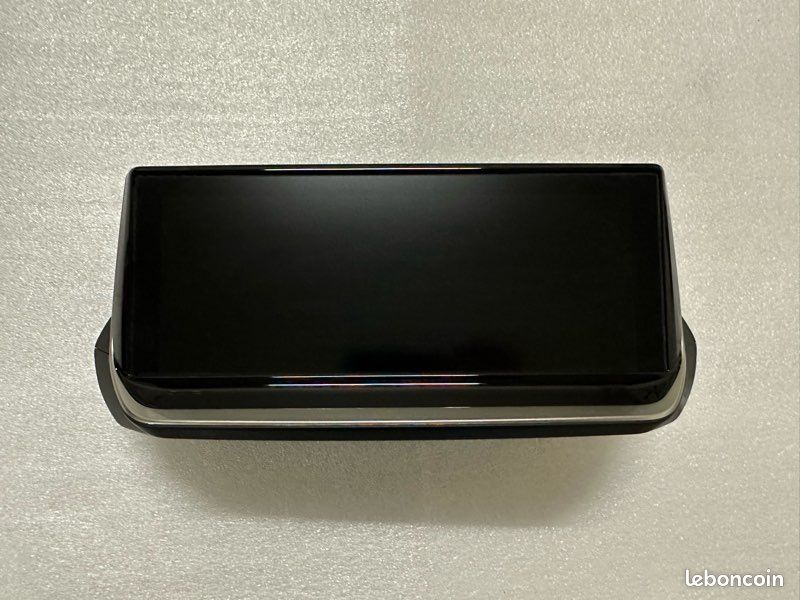 Cache De Contour Pour écran GPS - Compatible Peugeot 2008 I Phase 2 - Pièce D'origine PSA - Occasion