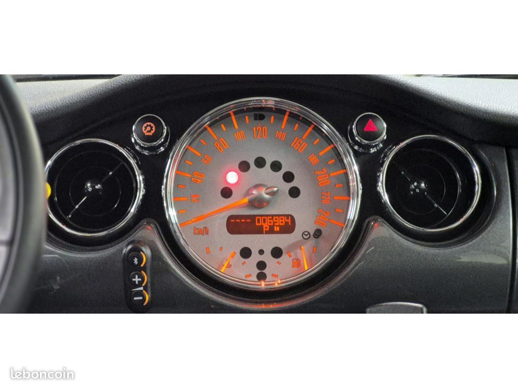 Mini cooper s / 1.6 compresseur 170 / seulement 6995km / 1ere main (image 38)