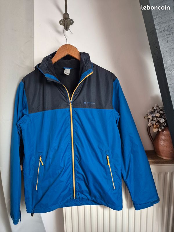 Veste à Capuche Imperméable DLX Homme - Bleu - Taille L - Coupe-vent - Occasion Très Bon état