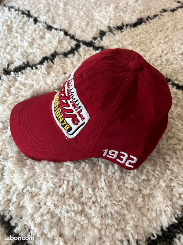 Casquette vintage rouge (image 2)