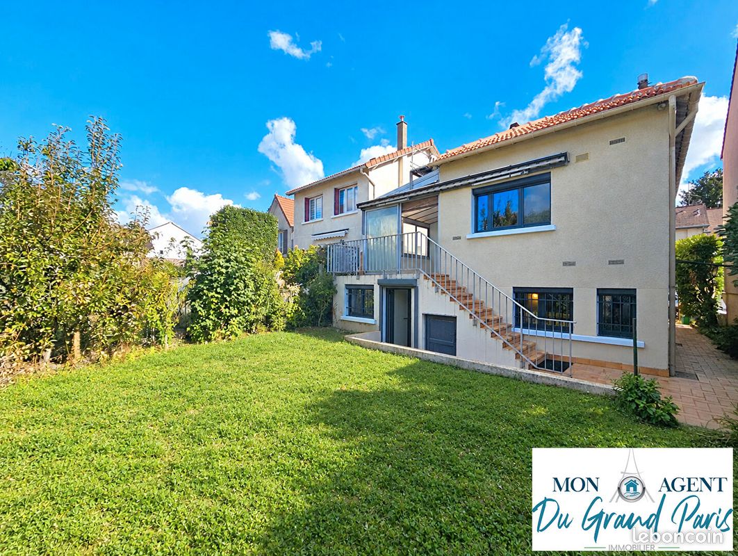 Maison 5 pièces 111 m² · à Vélizy-Villacoublay · 111 m² · 580 000 €