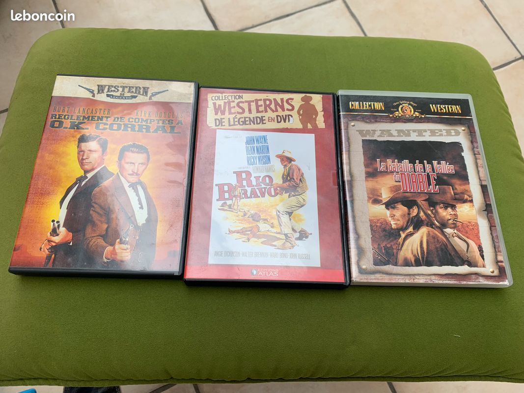 Lot de trois DVD : Rio Bravo, Règlement de comptes à OK Corral, La bataille de la Vallée du diable (image 1)