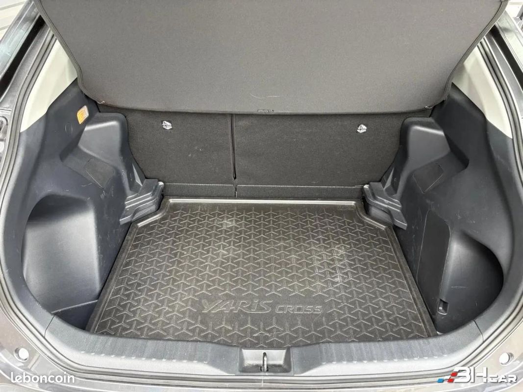 Toyota Yaris CROSS 116H HYBRID DYNAMIC MY22 CAMERA DE RECUL (image 18)