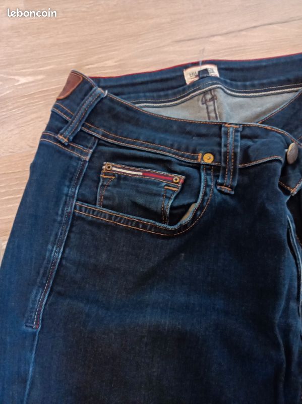 Jeans. Marque Tommy Hilfiger. Taille w29 l34 (image 3)