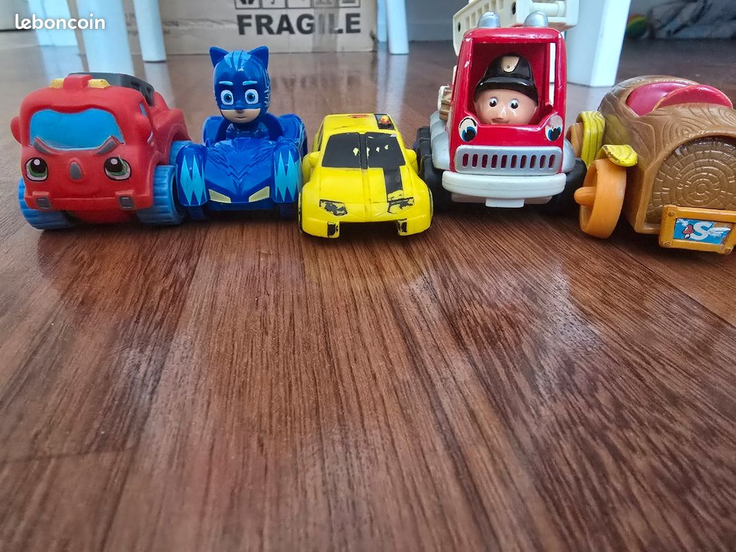 Lot de voiture (image 1)
