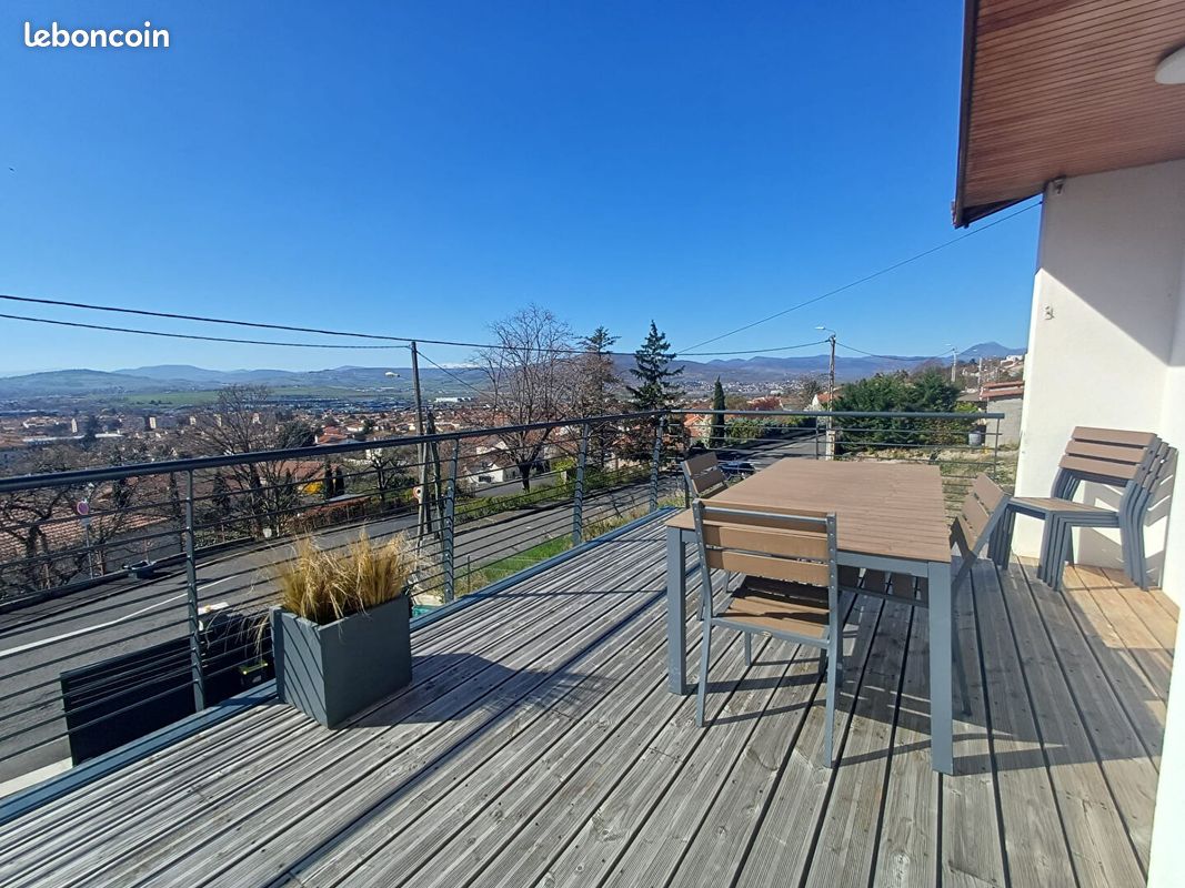 Maison 7 pièces 165 m² · à Cournon-d'Auvergne · 165 m² · 370 000 €