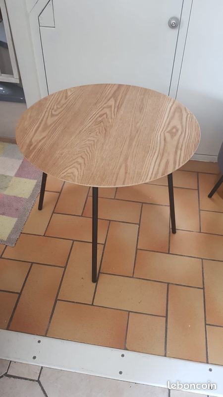 Table de salon (image 2)