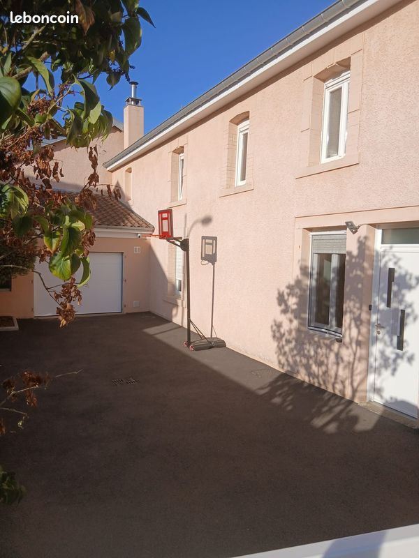 Maison 4 pièces 120 m² · à Illoud · 120 m² · 143 000 €