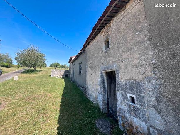 Longère 3 pièces 146 m²