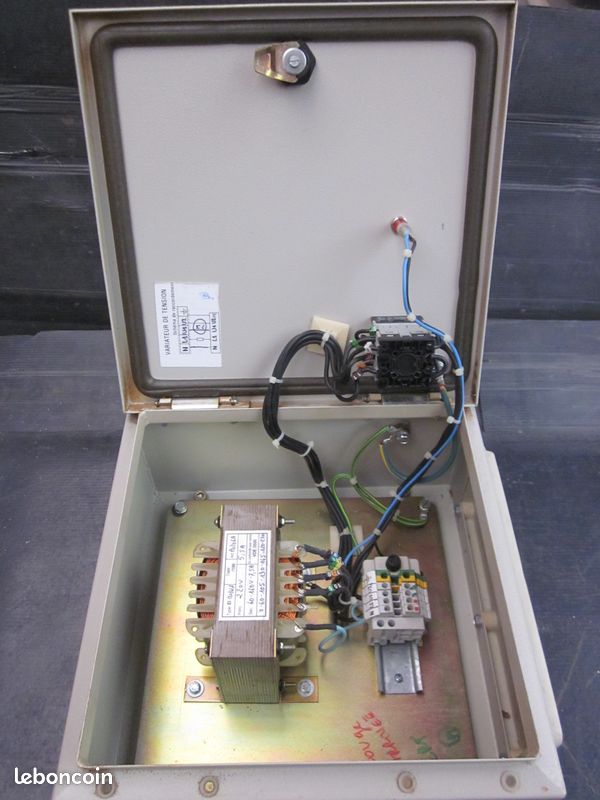 Variateur de vitesse par autotransfo 5 vitesses 220 volts 6 Amp. France Air (image 7)