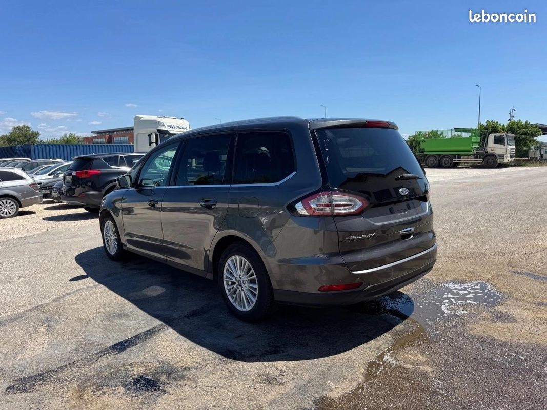 Ford Galaxy 2.0 ECOBLUE 150 TITANIUM BUSINESS BVA (image 4)