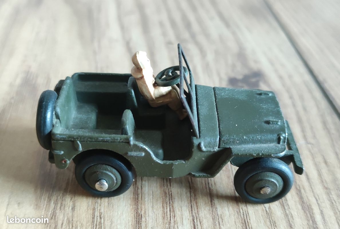 Jeep militaire WW2 dinky toys d époque années 60 1/43 (image 3)