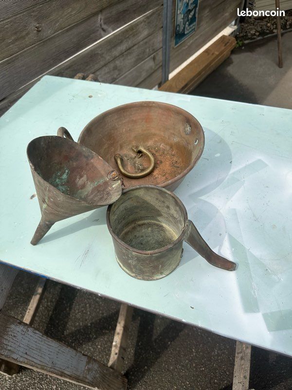 Petits objets en cuivre (image 1)