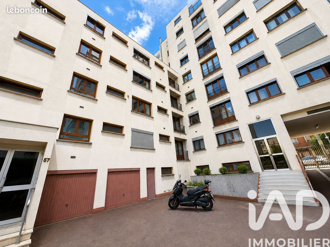 Appartement 4 pièces 77 m² · à Le Kremlin-Bicêtre · 77 m² · 400 000 €