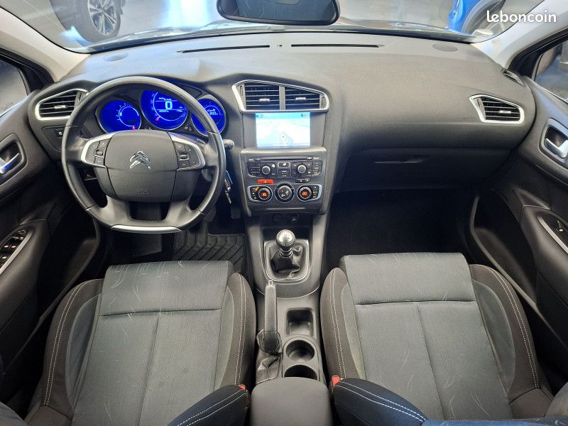 Citroen C4 1.6 hdi 115 ch Exclusive / GPS / Radar / Régulateur / Ecran / Clim Auto / (image 13)