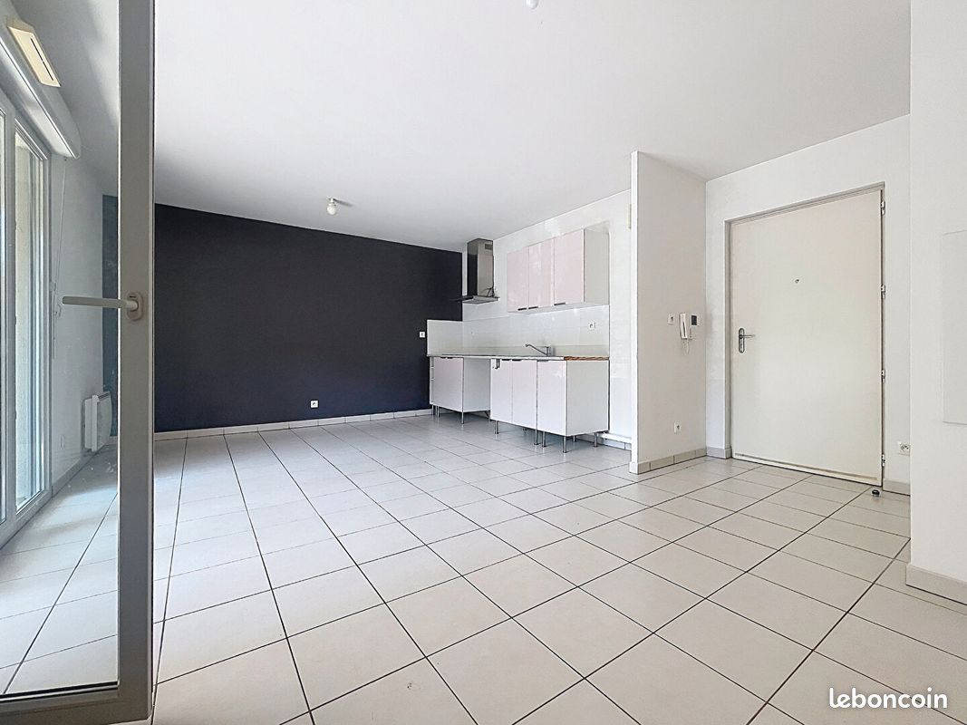 Appartement 2 pièces 43 m² · à Velaux · 43 m² · 810 €/mois