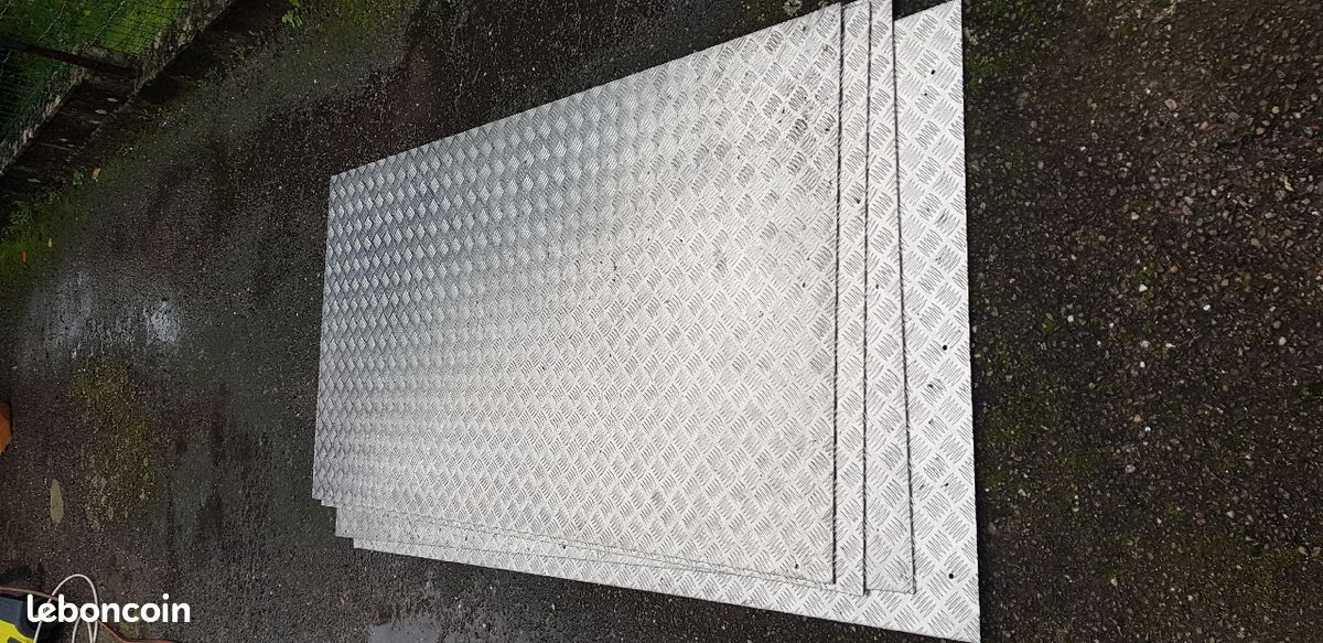 Tôle aluminium damier (image 1)