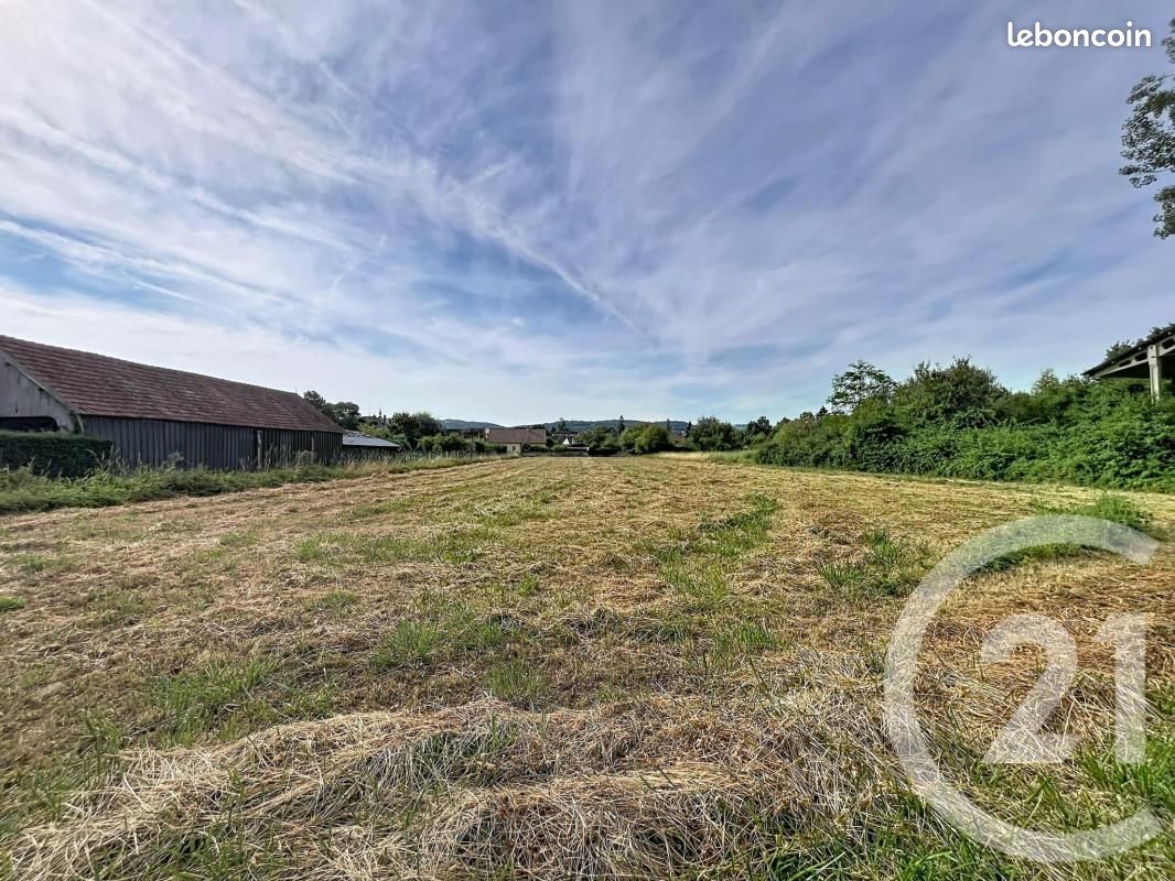 Terrain 1 504 m² Ebreuil · à Ébreuil · 45 500 €