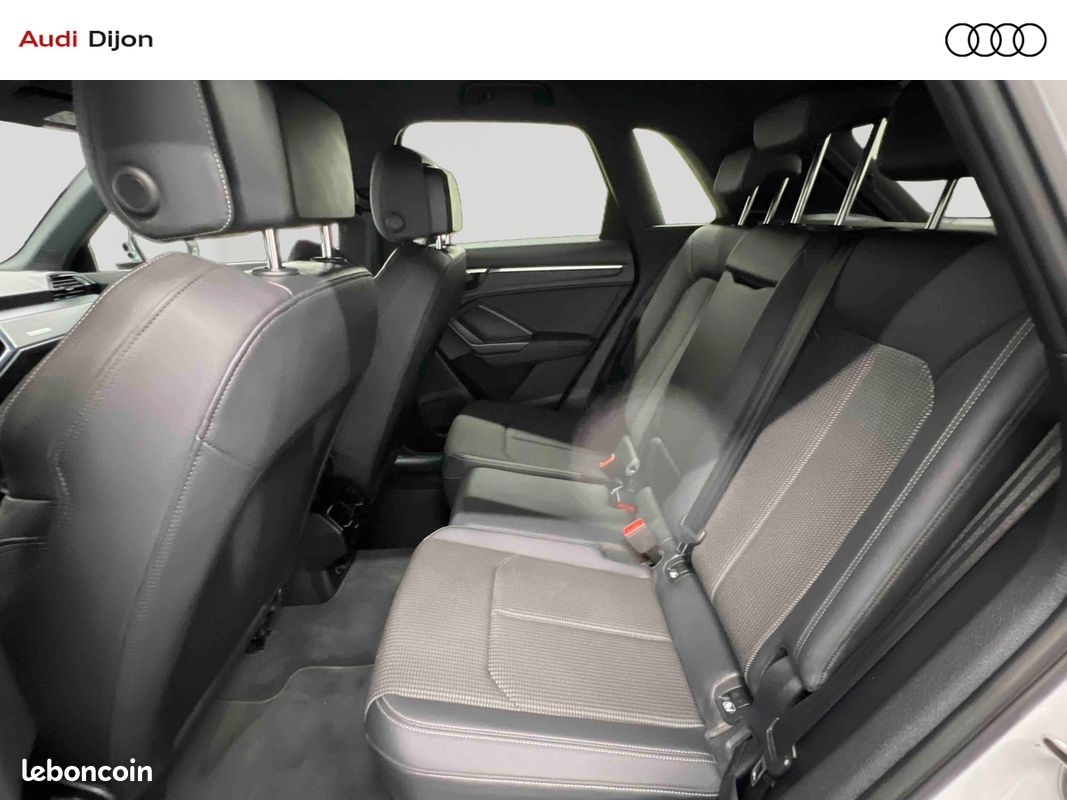 AUDI Q3 45 TFSIe 245 ch S tronic 6 S line (image 12)