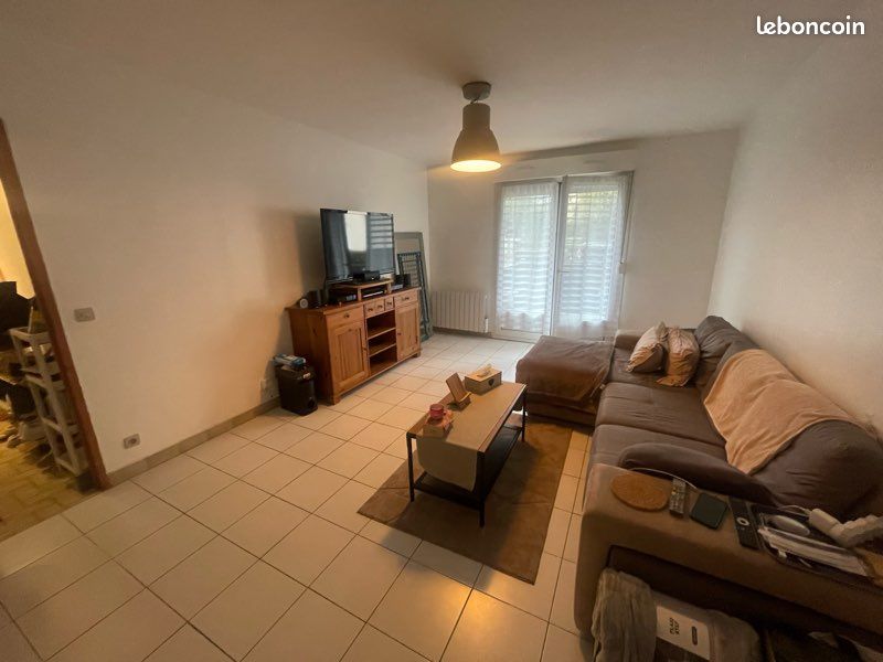 Appartement 2 pièces 48 m² · à Nogent-le-Roi · 48 m² · 580 €/mois