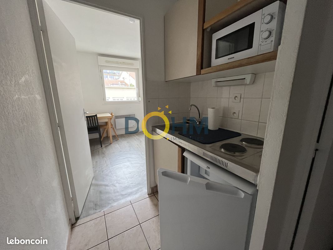 Appartement 1 pièce 20 m² · à Saint-Étienne · 20 m² · 380 €
