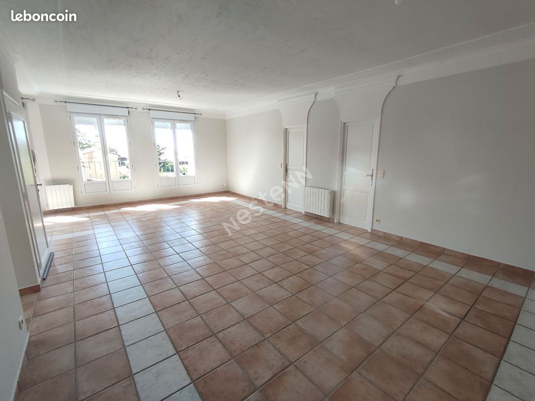 Appartement 4 pièces 95 m² · à Carpentras · 95 m² · 800 €/mois