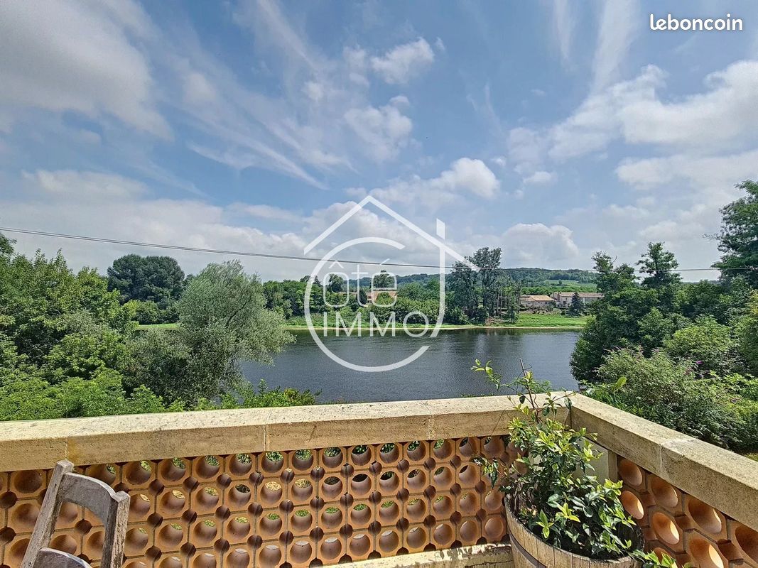 Maison 8 pièces 288 m² · à Port-Sainte-Foy-Et-Ponchapt · 288 m² · 492 500 €