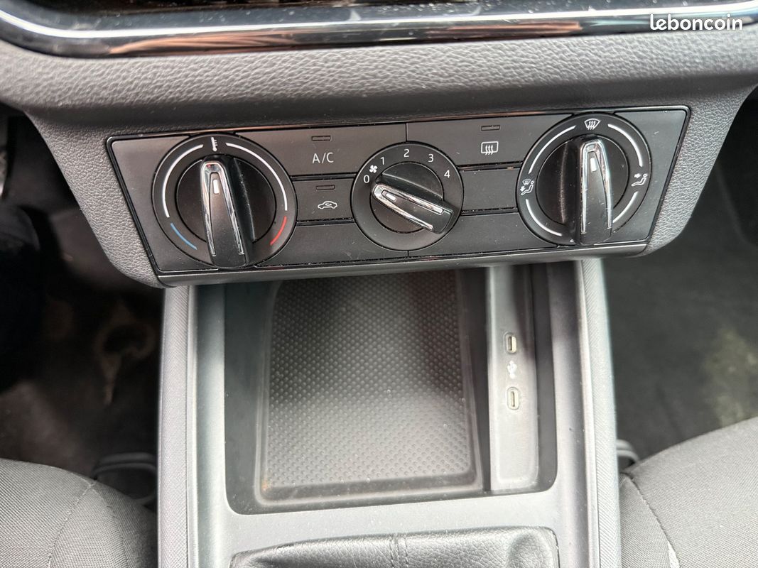 Skoda KAMIQ Active 1.0 TSI 95 ch 2022 (image 13)