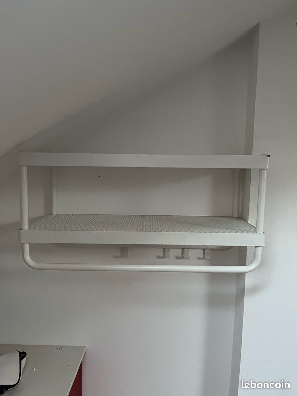 Meuble accrocher au mur (image 2)