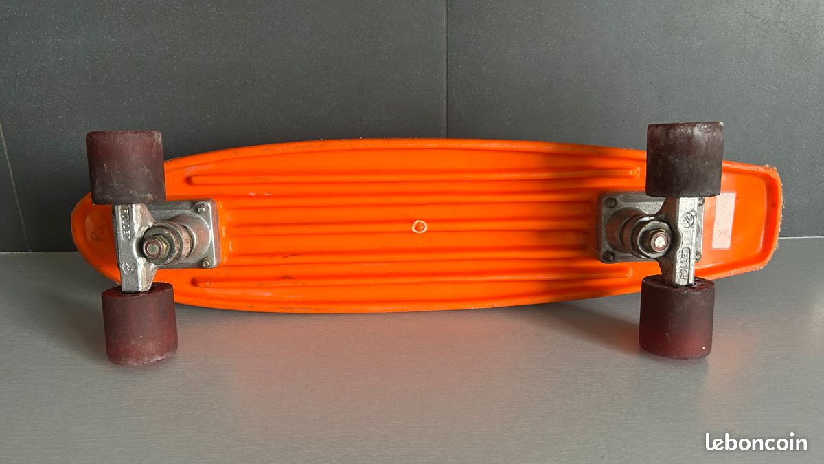 RARE - SKATEBOARD - ROLLET - PARC  SUPER STREET STYLE REF 704 - TOP ++++++ eBa