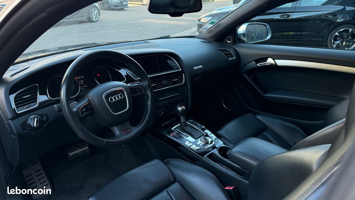 Audi RS5 (image 5)
