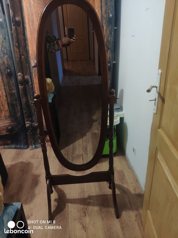 Miroir sur pied (image 3)