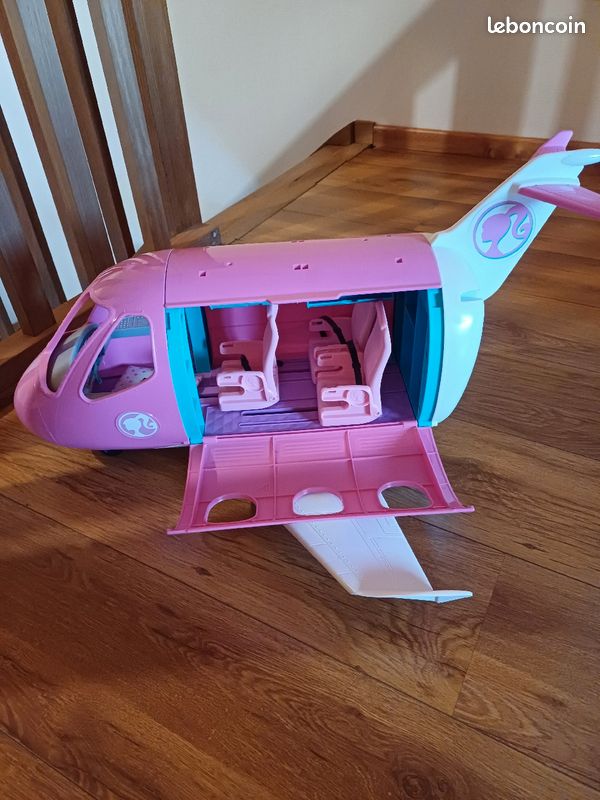 Vend avion barbie (image 1)