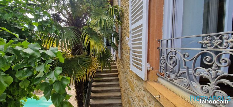 Maison de village 8 pièces 212 m²
