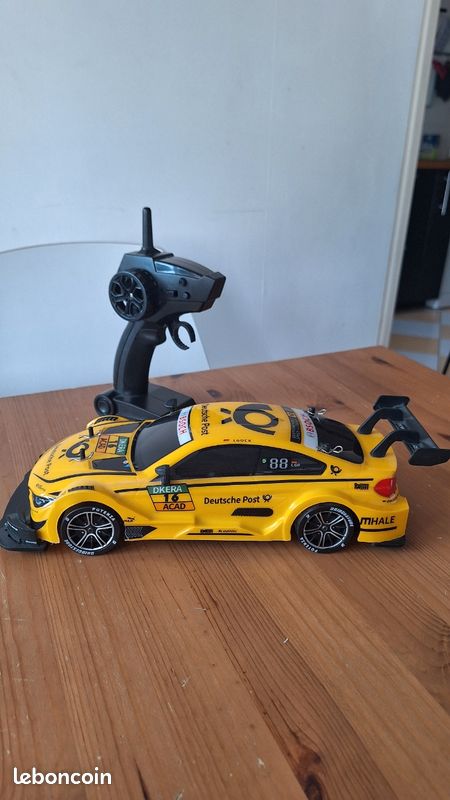 Voiture télécommandée RC Drift 1/16, 4 roues motrices (image 1)