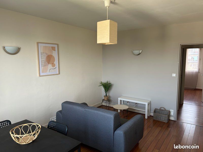Appartement 2 pièces 49 m² · à Laval · 49 m² · 550 €/mois