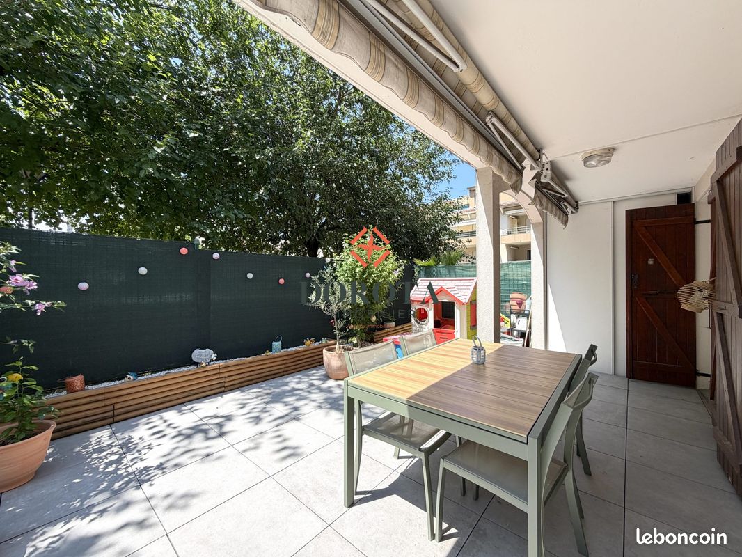 Appartement 4 pièces 75 m² · à Villard-Bonnot · 75 m² · 285 000 €