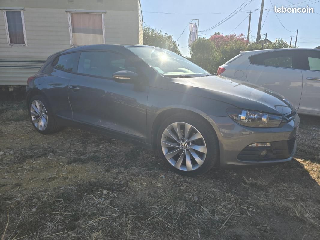 Volkswagen Scirocco 2.0 TSI 210 Sportline DSG6 (image 2)
