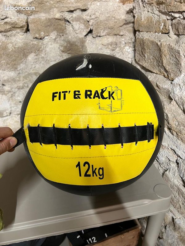 Medecine ball fit and rack / wall ball (image 1)