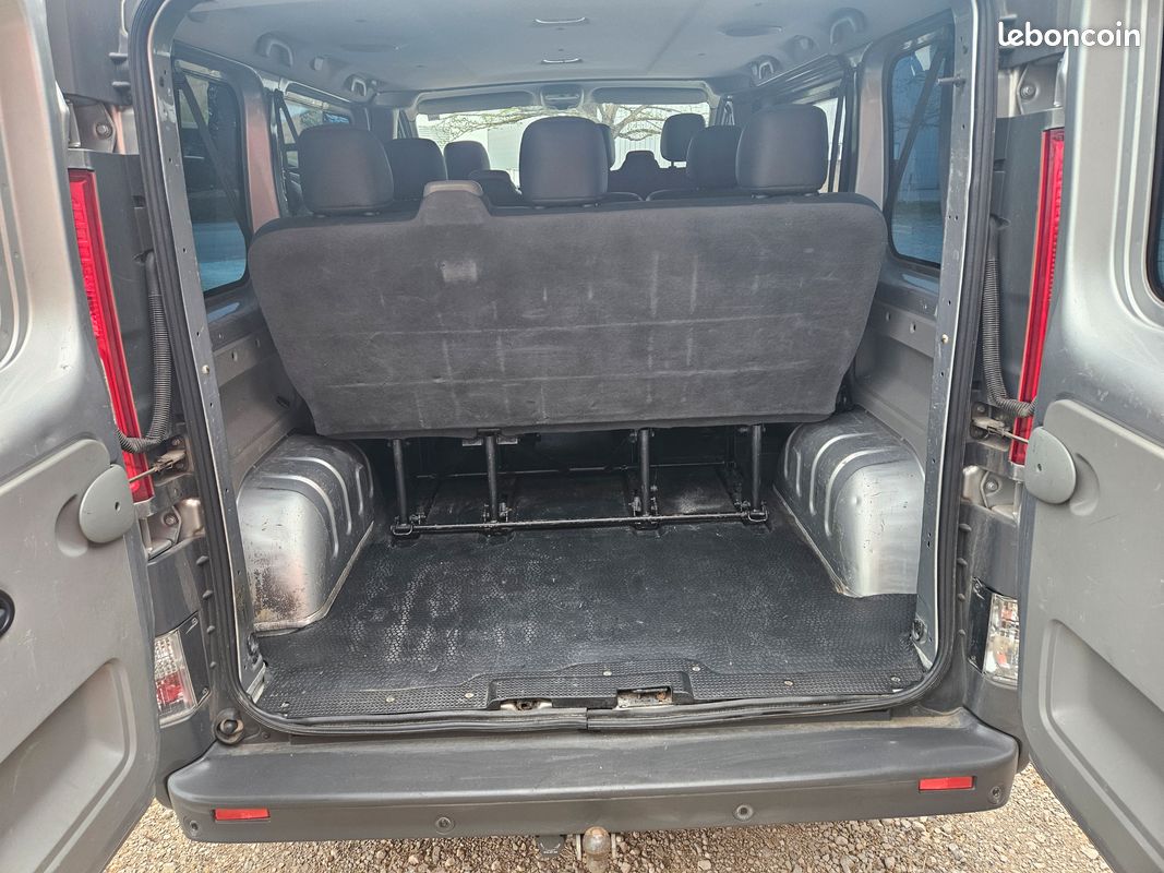 Renault TRAFIC II PASSENGER 2.0 DCI 115CH 9PL. Bon Etat... (image 14)