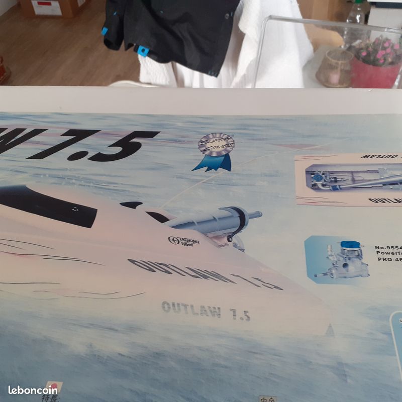 Thunder Tiger OBL Outlaw Jr. Rennboot (Neu (gemäss Beschreibung)) in