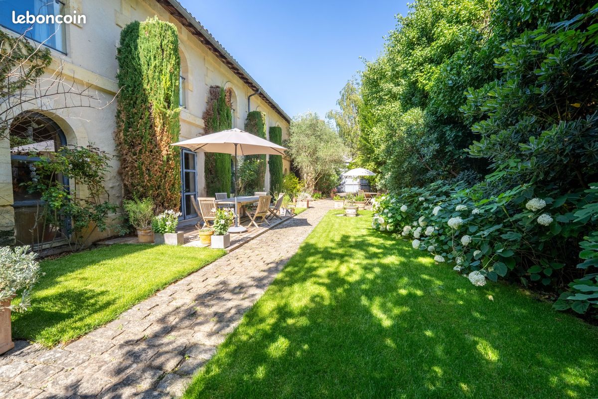 Maison 17 pièces 650 m² · au Bouscat · 650 m² · 2 800 000 €