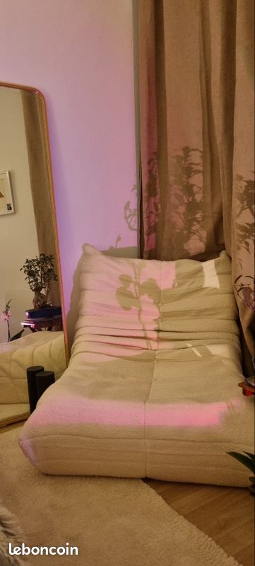 Fauteuil imitation Togo (image 1)