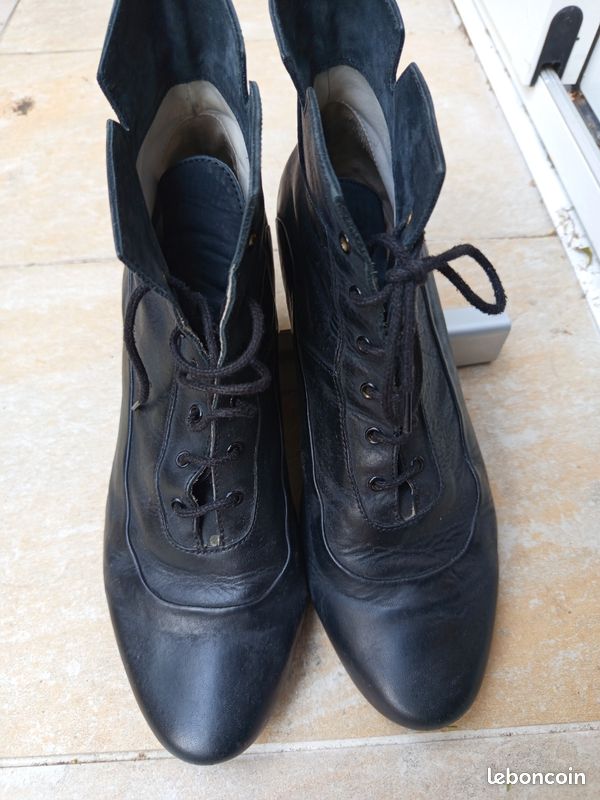 Chaussures de Sotie Militaire cuir noires
