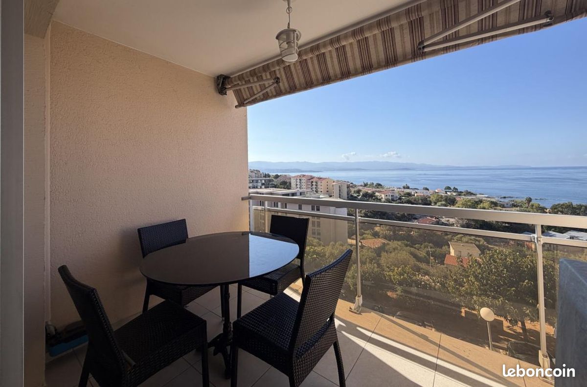 Appartement 3 pièces 65 m² · à Ajaccio · 65 m² · 1 180 €/mois