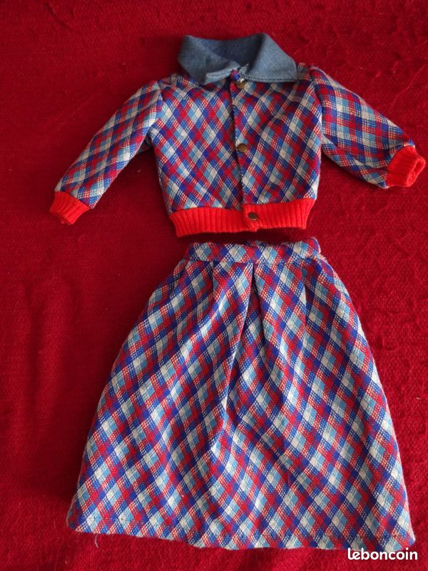 Tenue D’avril Pour Poupée Cathie Bella – Année 1977 – Très Bon état
