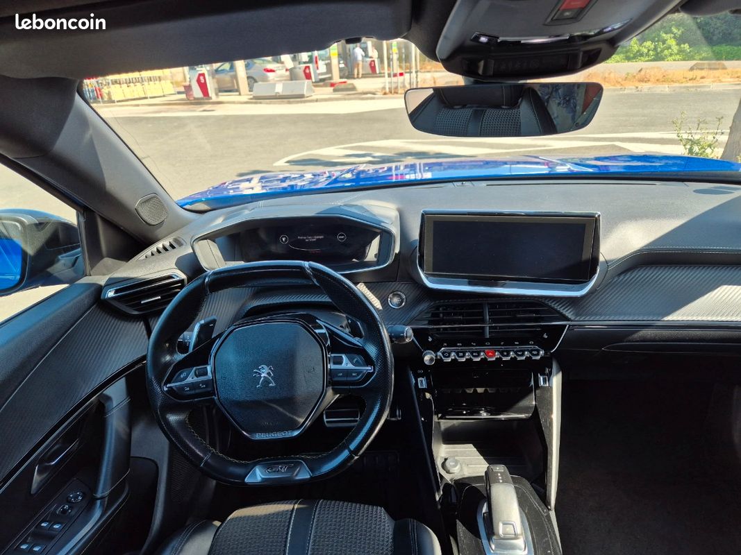 Peugeot 2008 1.5 blue hdi 130 fap gt line (image 3)