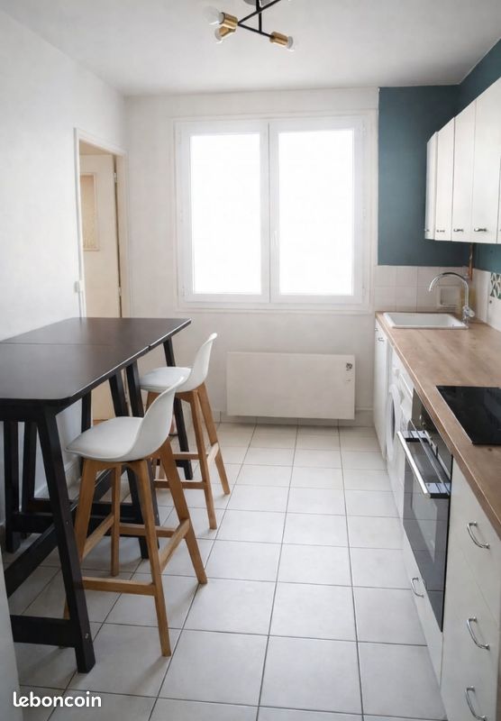 Appartement 4 pièces 65 m² · à Saint-Étienne · 65 m² · 600 €