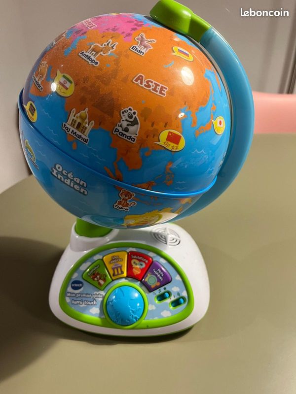 Vtech mon premier globe lumi touch (image 1)