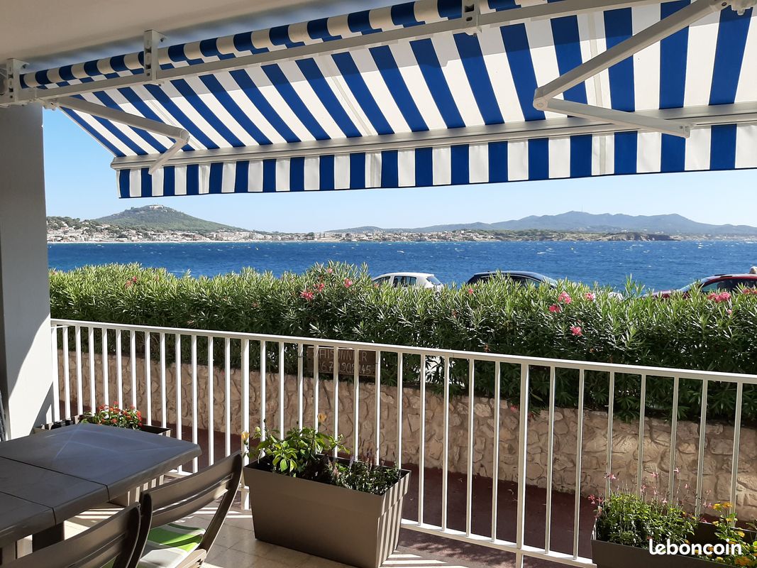 Location Vacances Sanary Sur Mer Corniche Des Baux Location au calme pleine vue mer, tout a pied - Locations & Gîtes